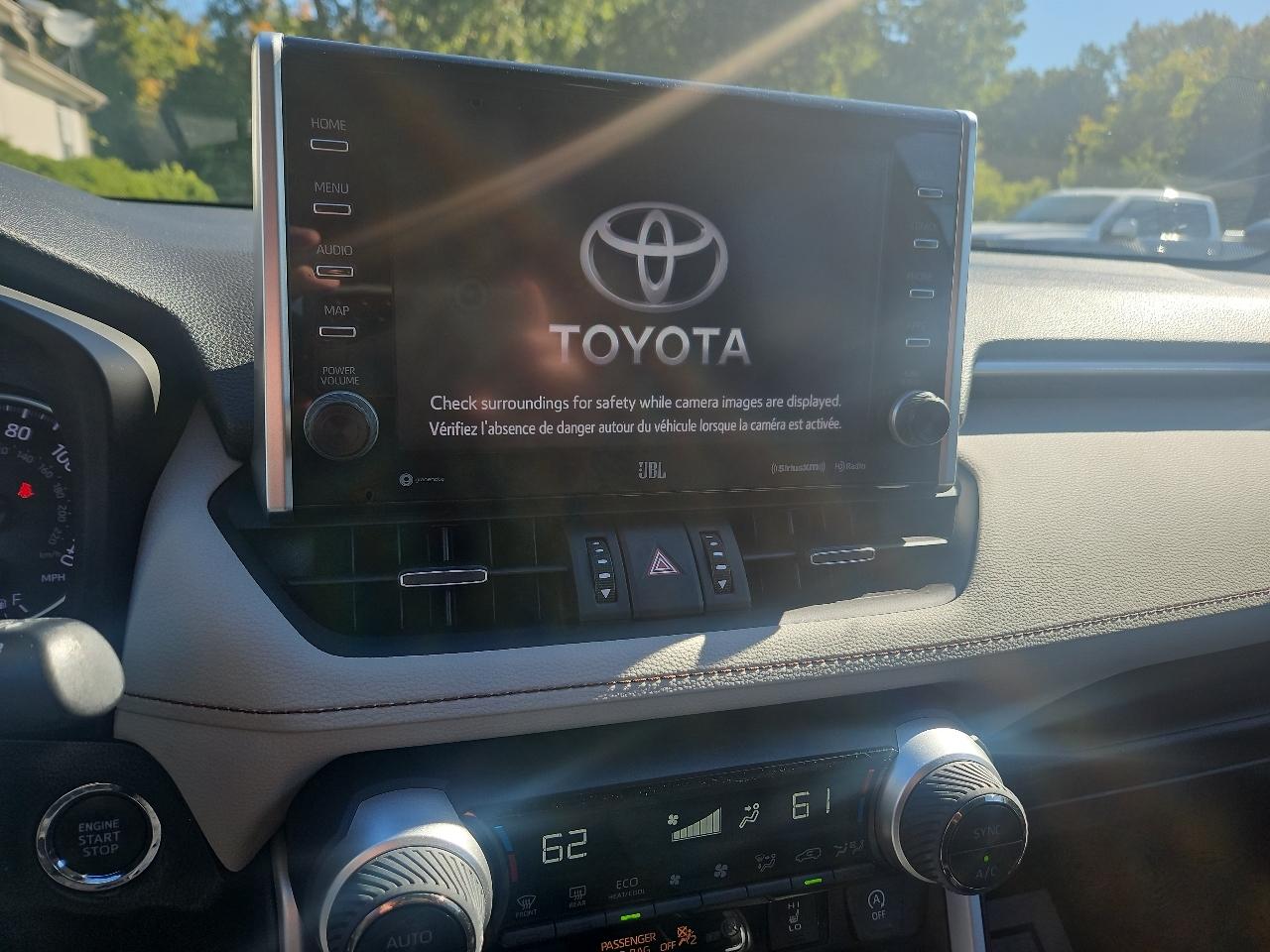Toyota RAV4 XLE Premium AWD (Natl) 2022