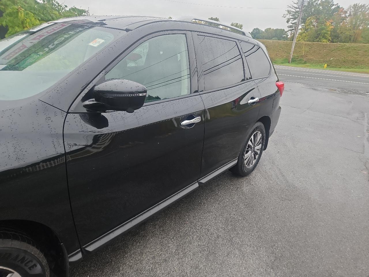 Nissan Pathfinder 4x4 SL 2019
