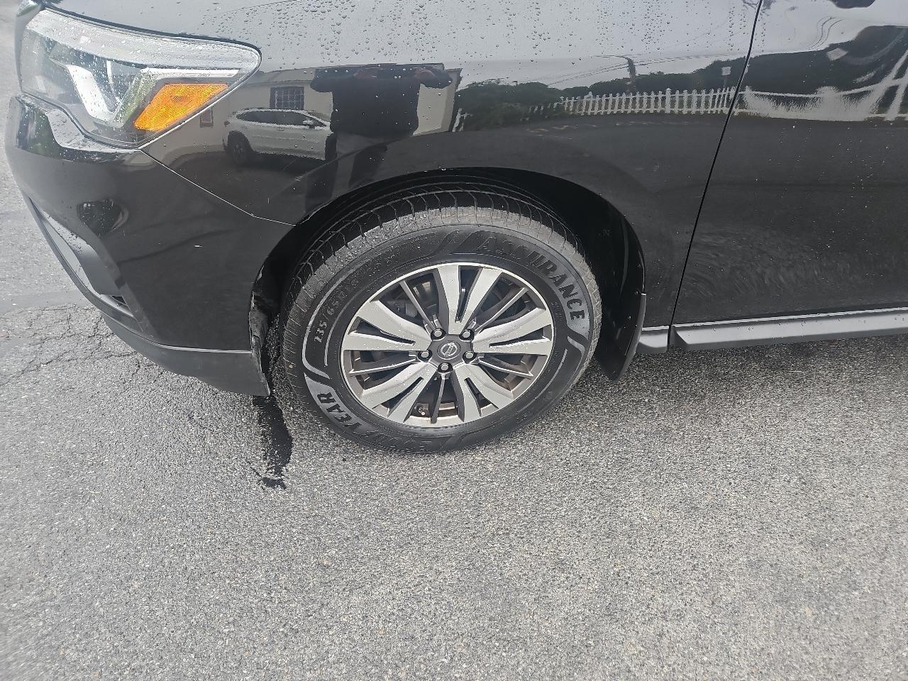 Nissan Pathfinder 4x4 SL 2019