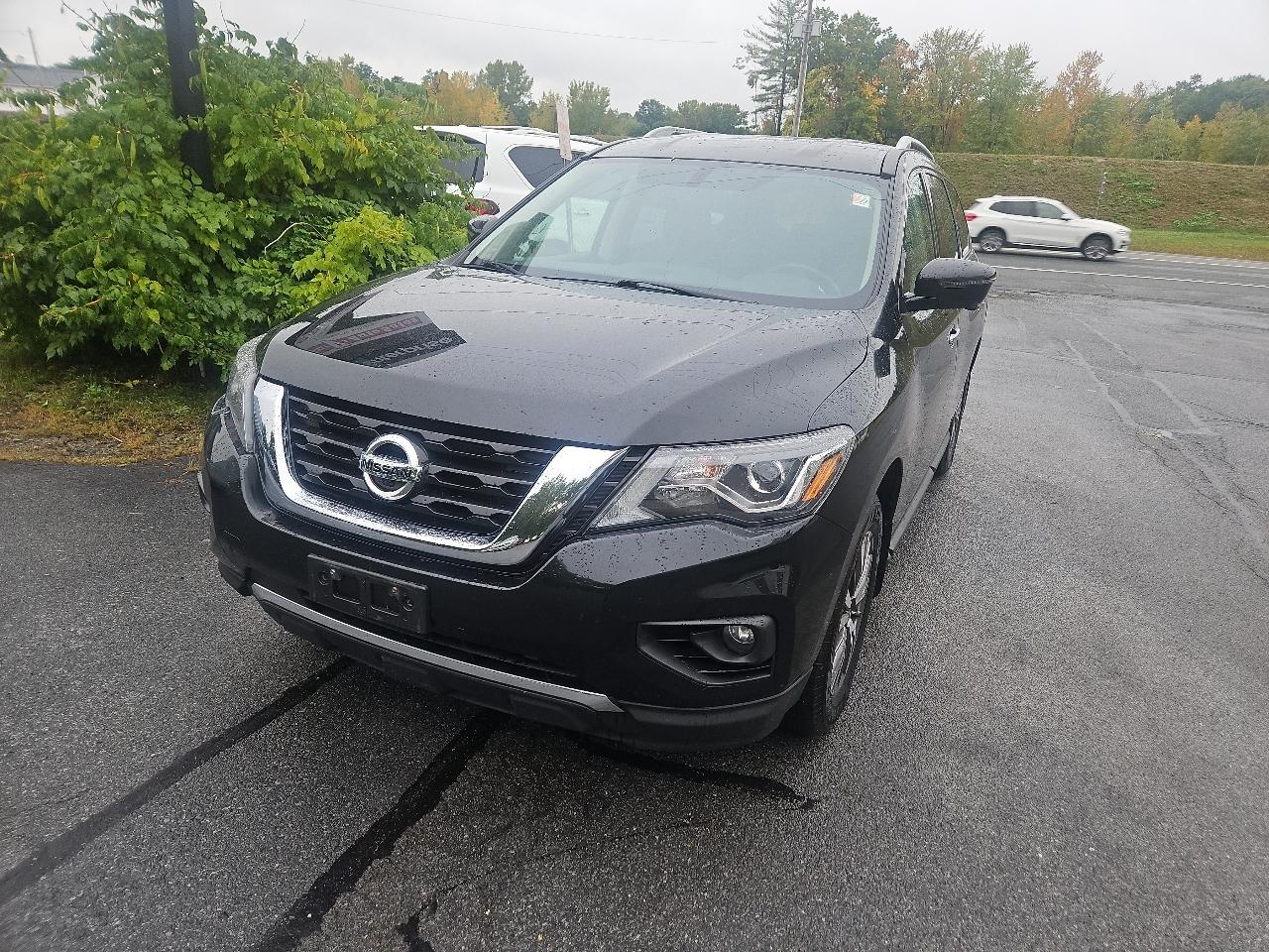 Nissan Pathfinder 4x4 SL 2019