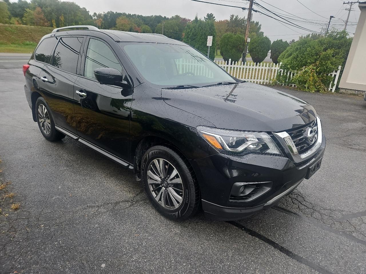 Nissan Pathfinder 4x4 SL 2019