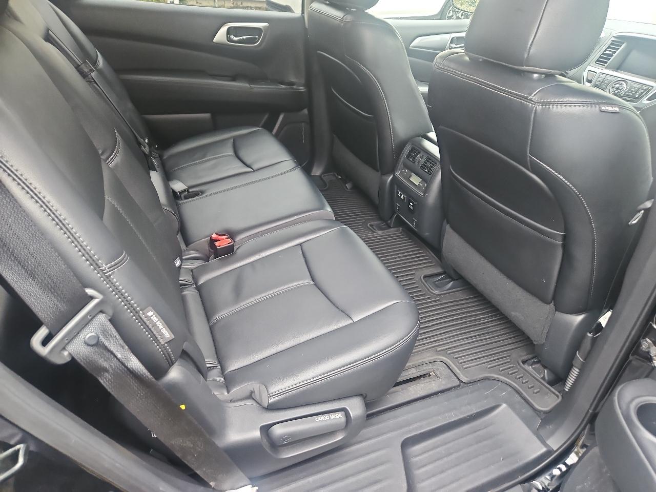 Nissan Pathfinder 4x4 SL 2019