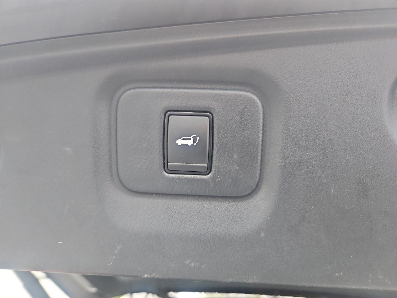 Nissan Pathfinder 4x4 SL 2019