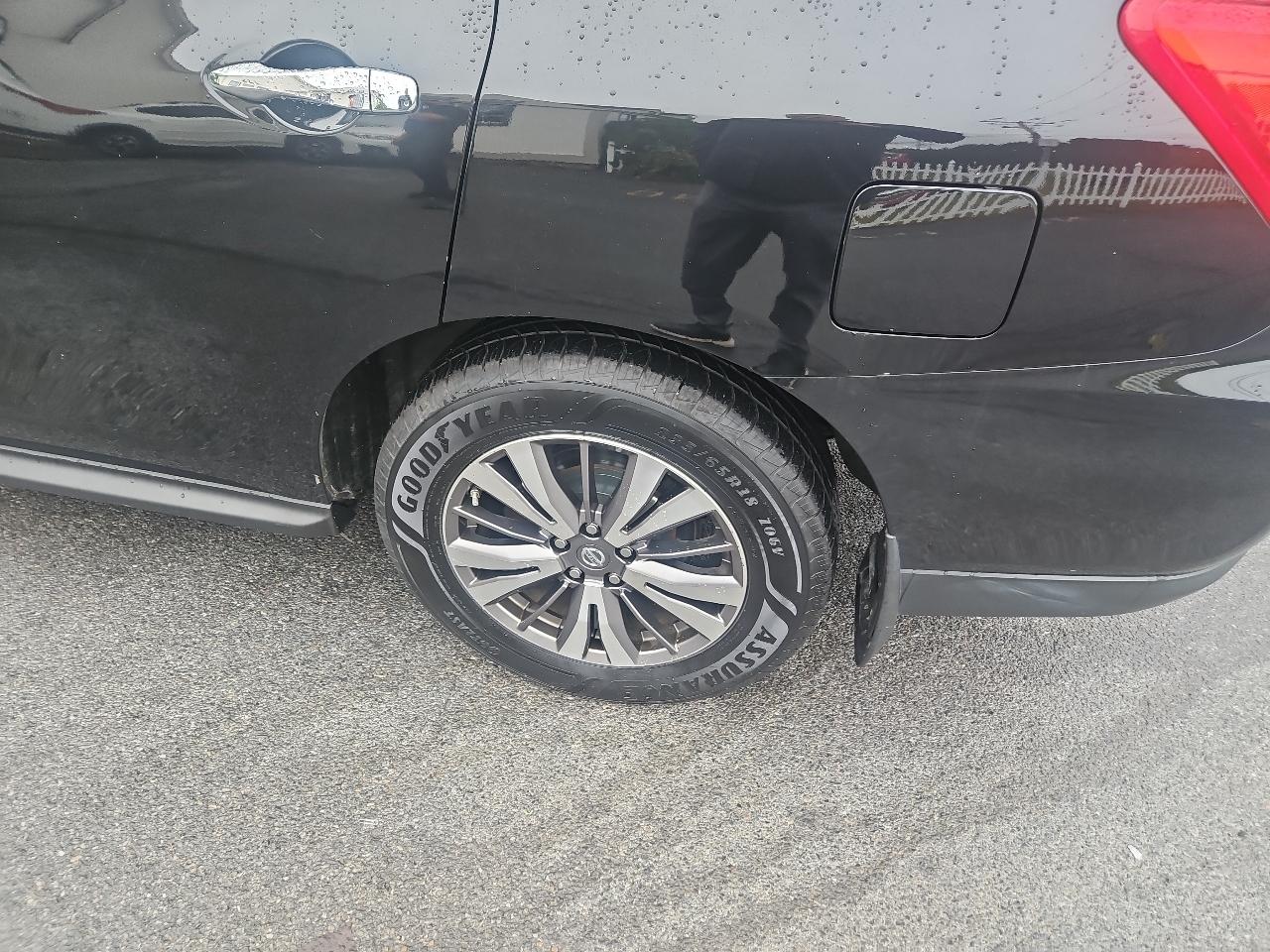 Nissan Pathfinder 4x4 SL 2019