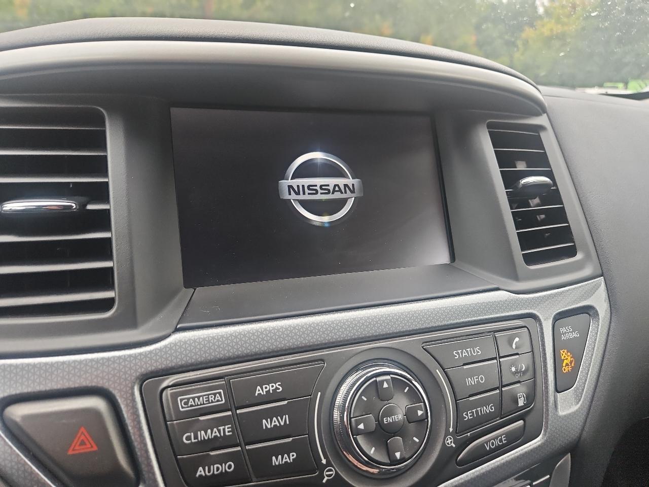 Nissan Pathfinder 4x4 SL 2019
