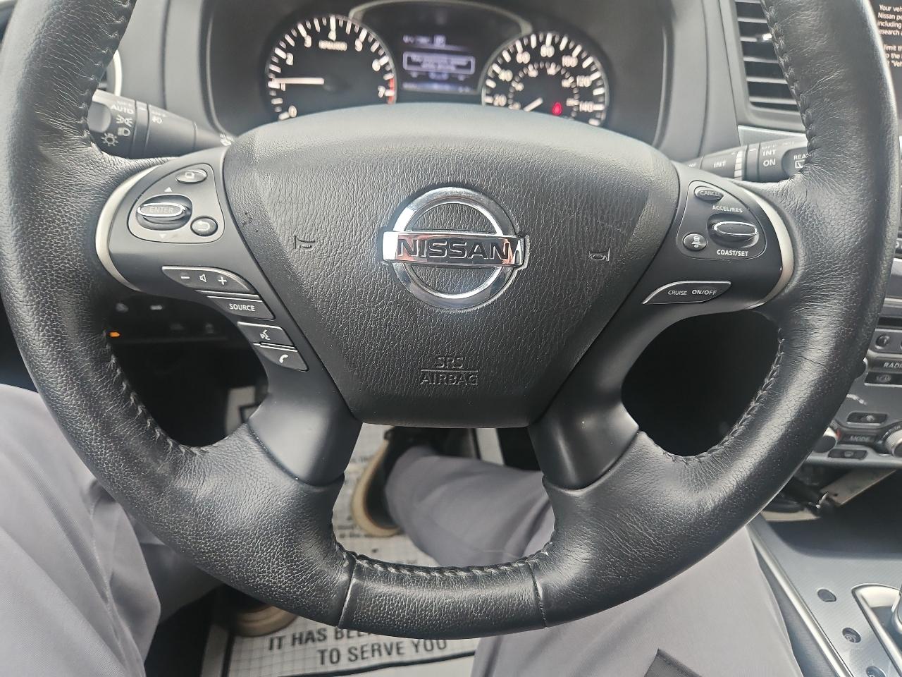 Nissan Pathfinder 4x4 SL 2019