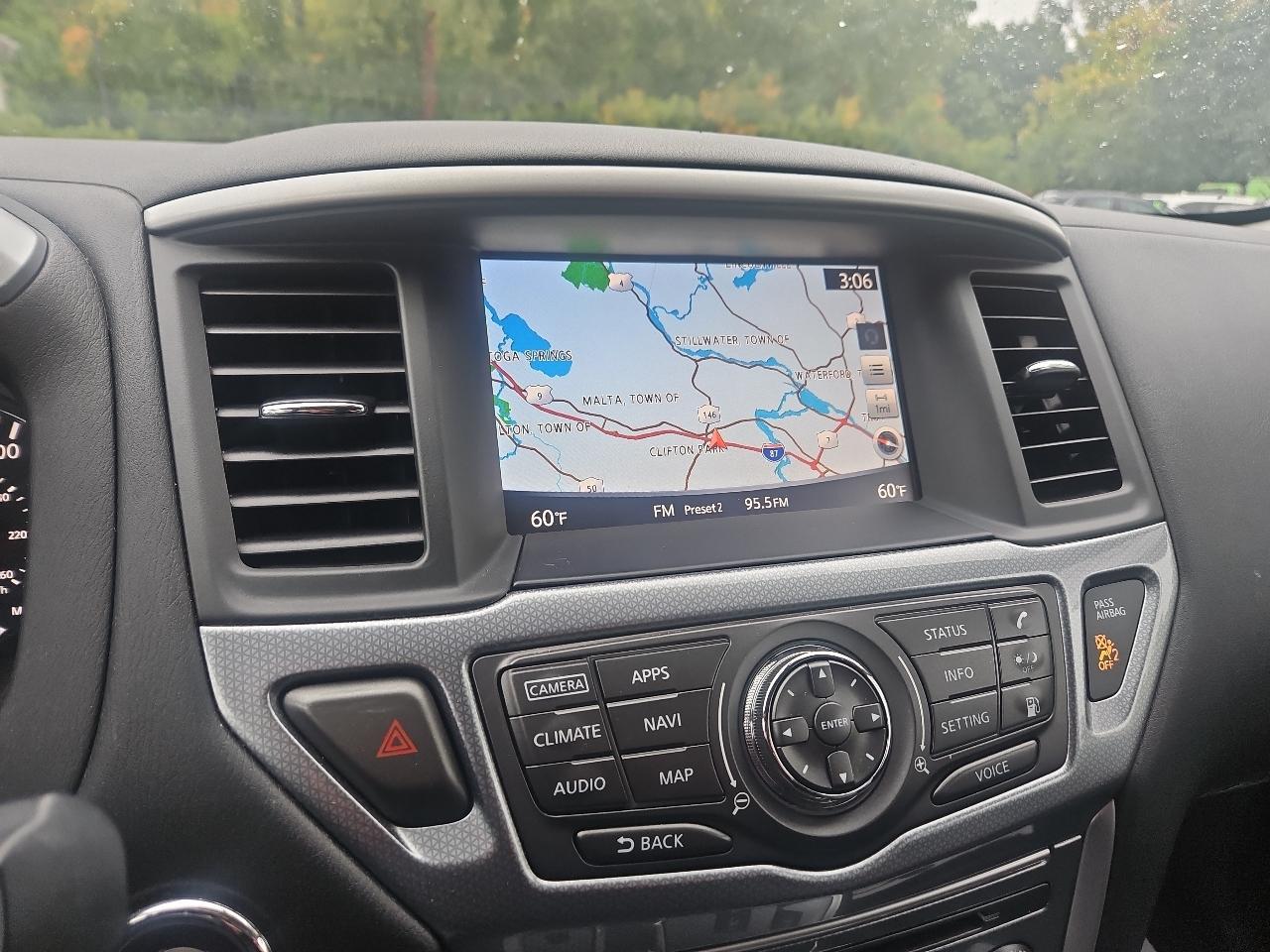 Nissan Pathfinder 4x4 SL 2019