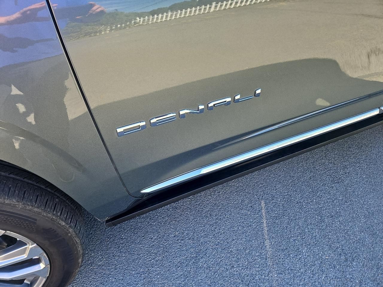 GMC Yukon 4WD 4dr Denali 2023