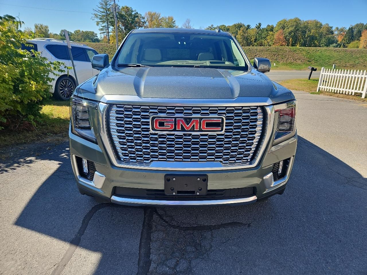 GMC Yukon 4WD 4dr Denali 2023