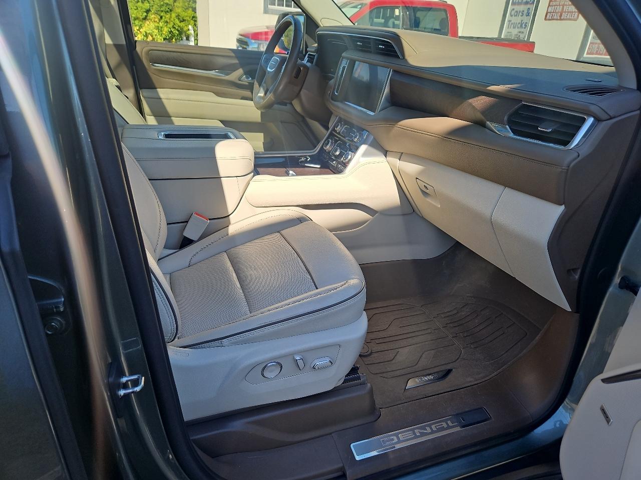 GMC Yukon 4WD 4dr Denali 2023