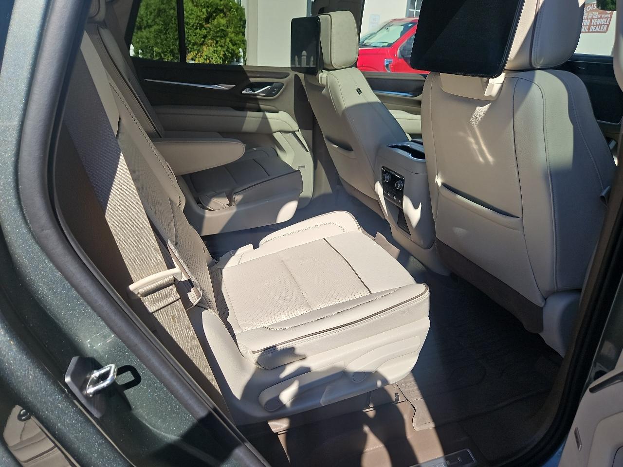 GMC Yukon 4WD 4dr Denali 2023