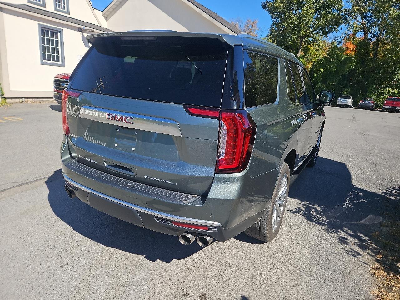 GMC Yukon 4WD 4dr Denali 2023