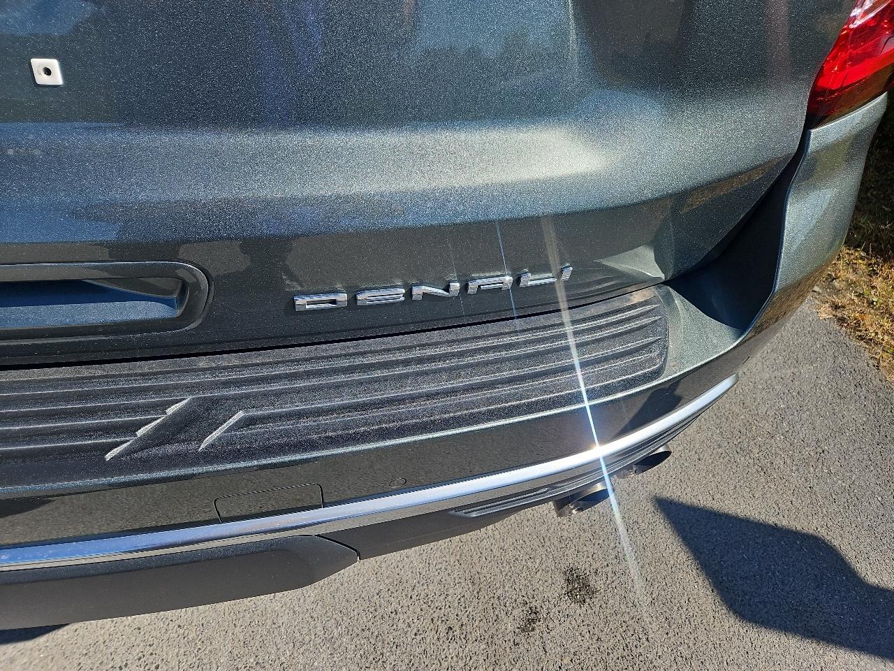 GMC Yukon 4WD 4dr Denali 2023