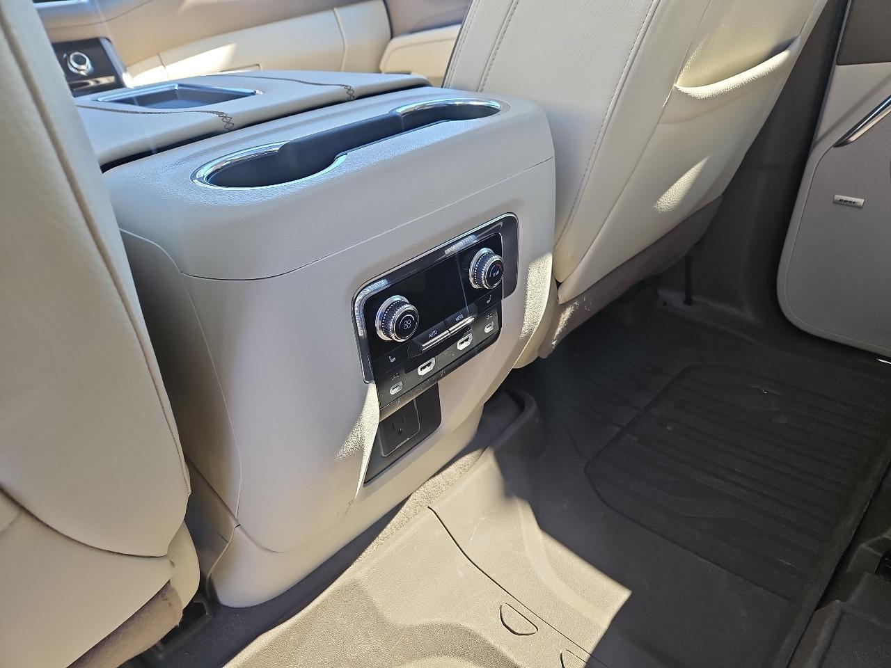 GMC Yukon 4WD 4dr Denali 2023
