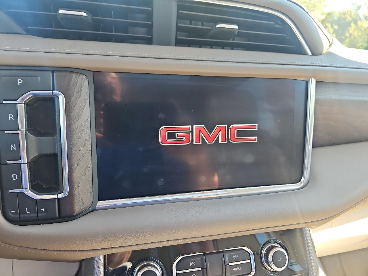GMC Yukon 4WD 4dr Denali 2023