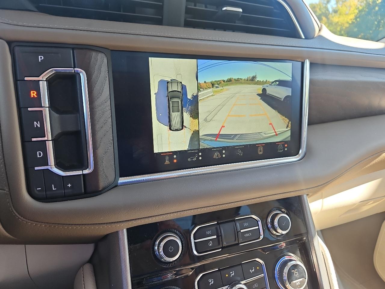 GMC Yukon 4WD 4dr Denali 2023