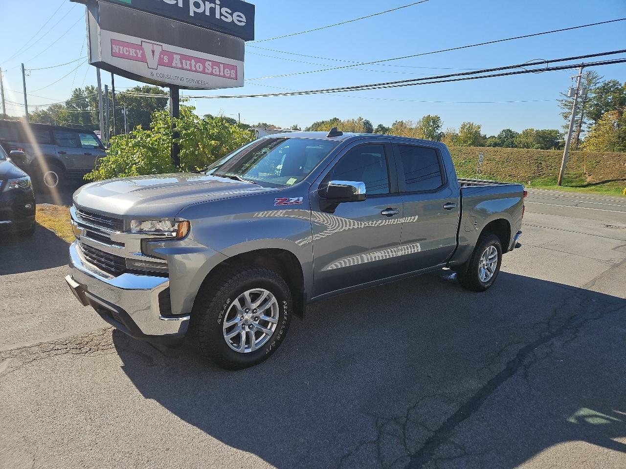 Chevrolet Silverado 1500 4WD Crew Cab 147" LT 2019