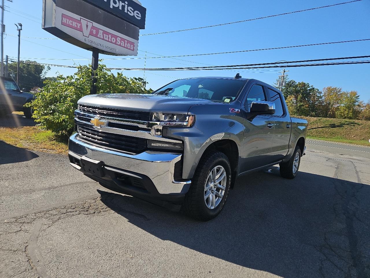 Chevrolet Silverado 1500 4WD Crew Cab 147" LT 2019