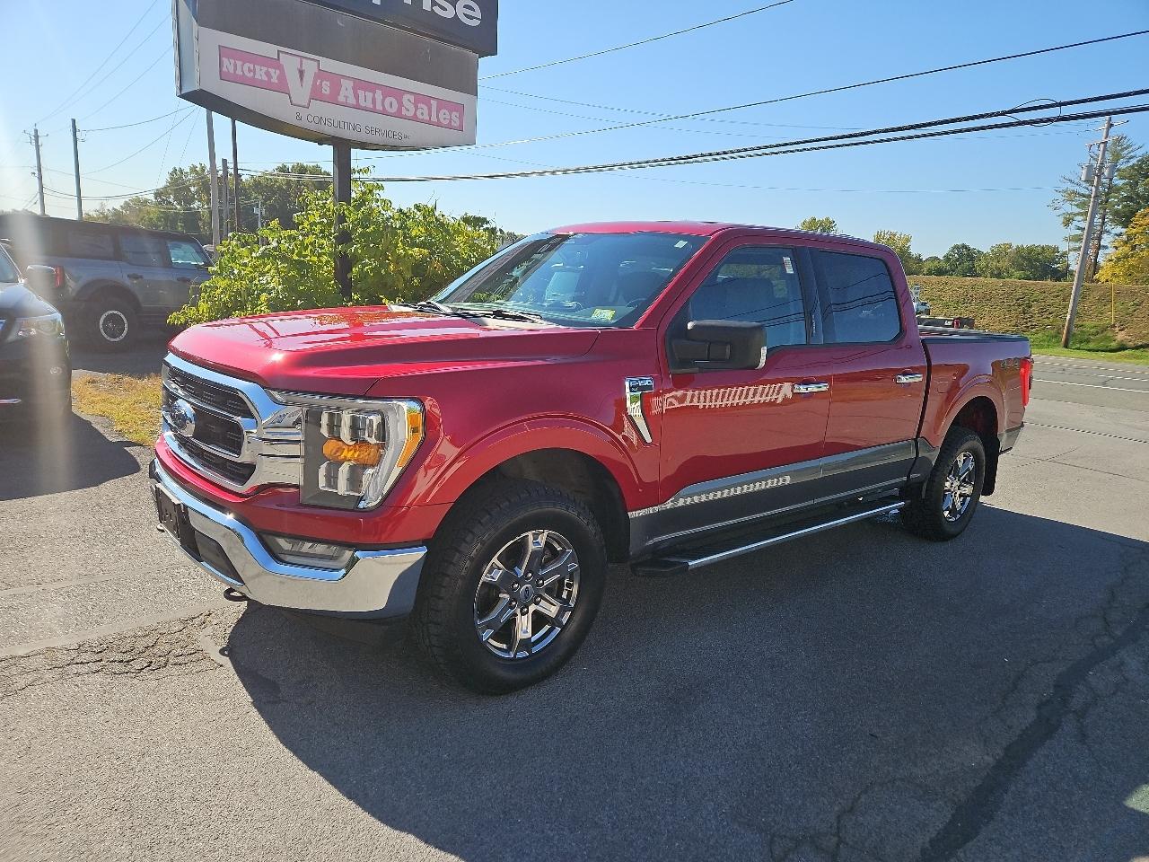 Ford F-150 XLT 4WD SuperCrew 5.5' Box 2022