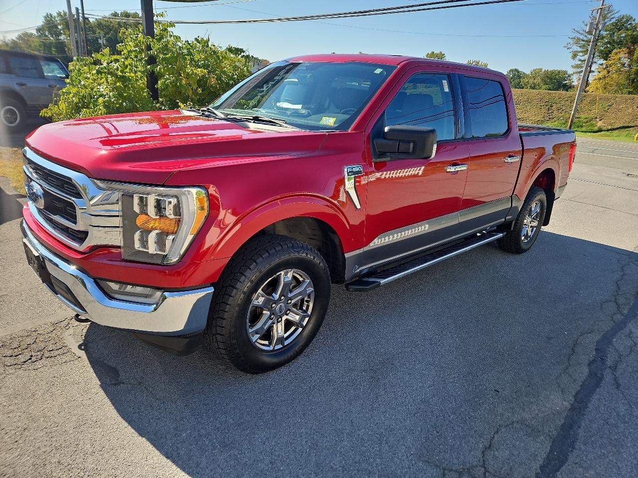 Ford F-150 XLT 4WD SuperCrew 5.5' Box 2022