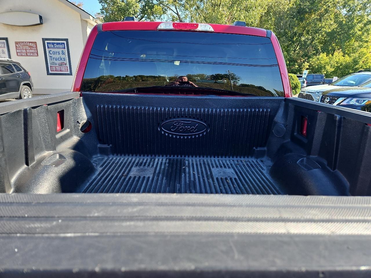 Ford F-150 XLT 4WD SuperCrew 5.5' Box 2022