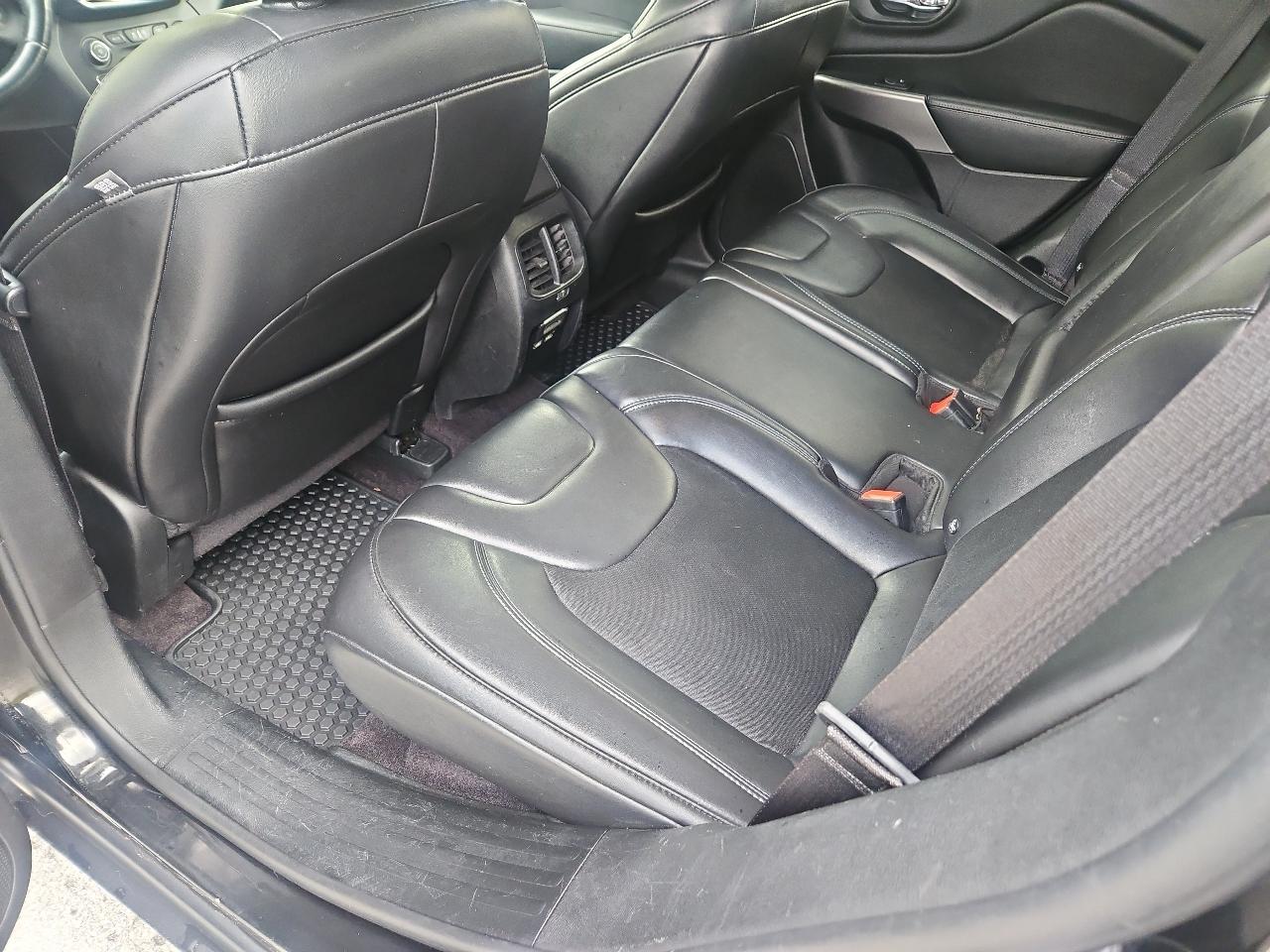 Jeep Cherokee Latitude Plus 4x4 2019