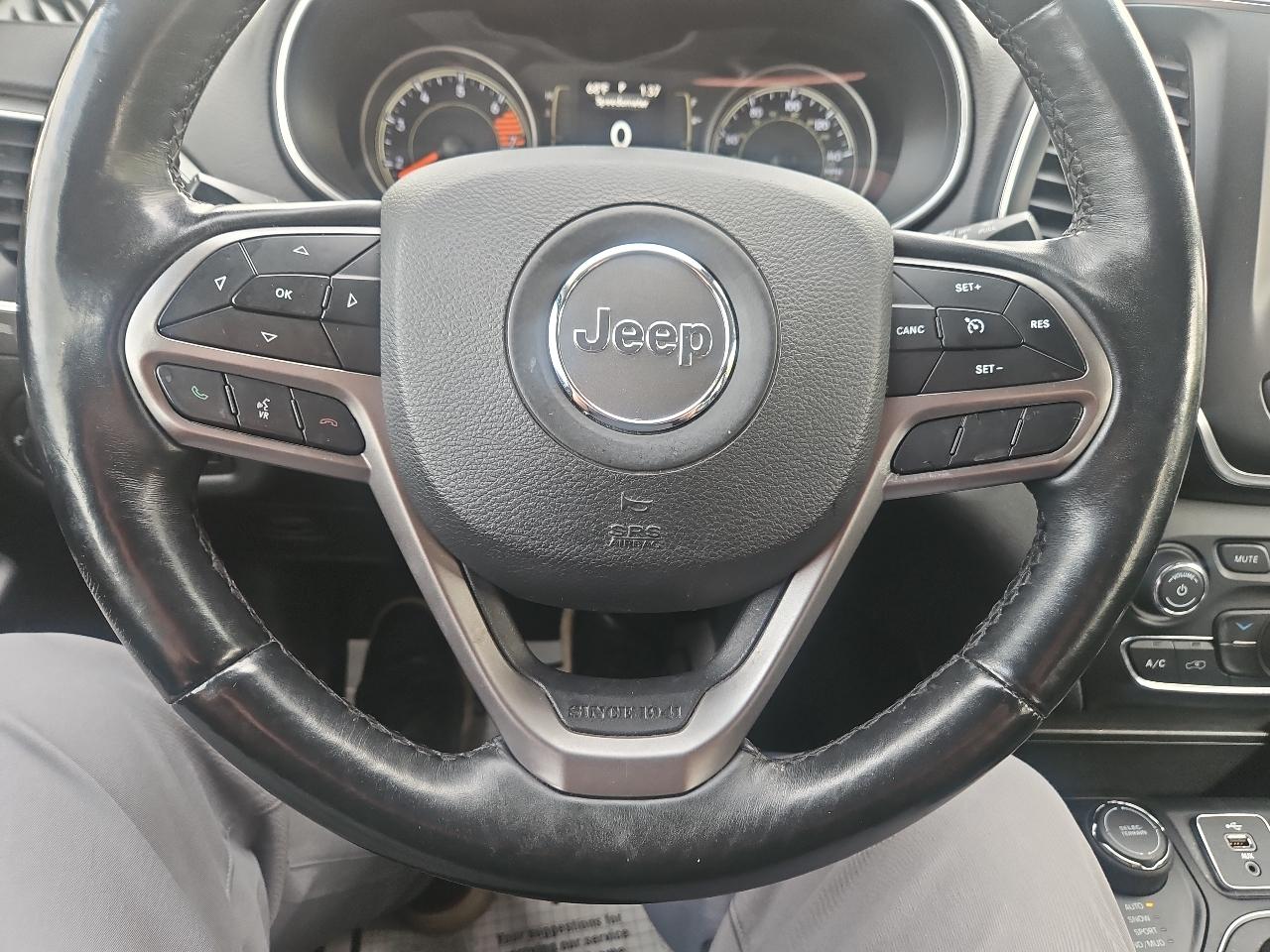 Jeep Cherokee Latitude Plus 4x4 2019