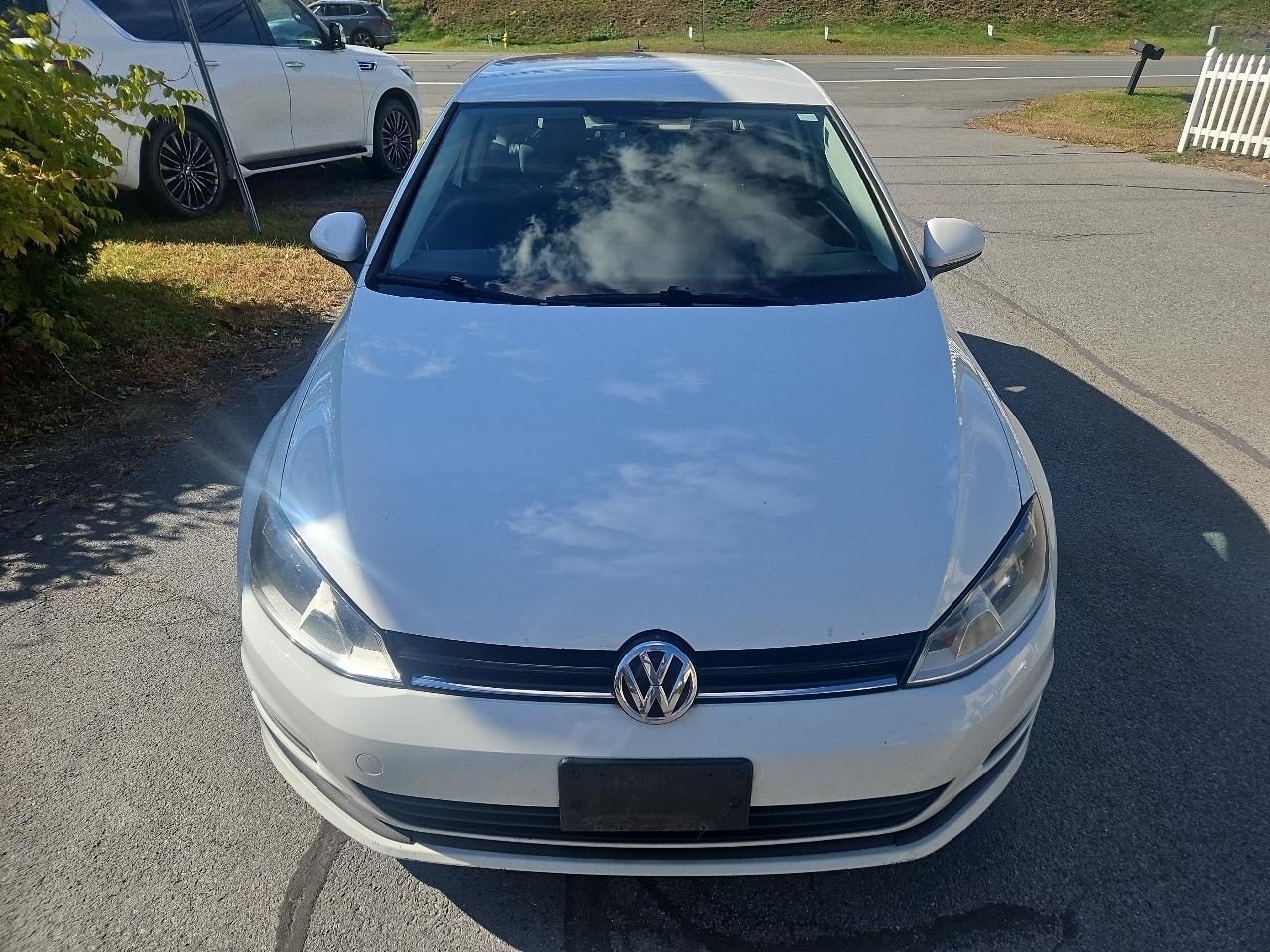 Volkswagen Golf 2dr HB Man Launch Edition *Ltd Avail* 2015