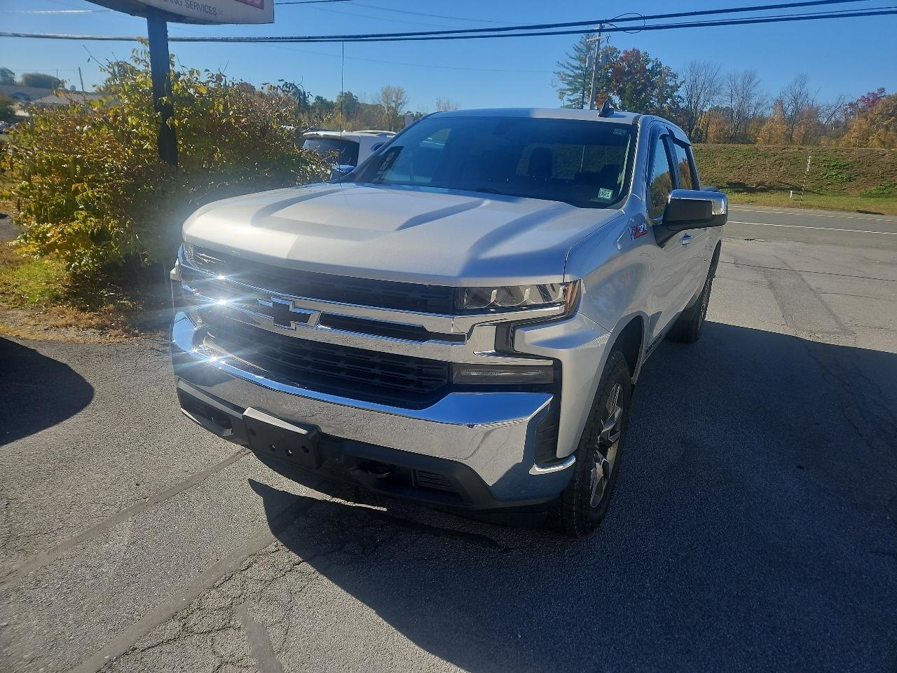 Chevrolet Silverado 1500 4WD Crew Cab 147" LT w/1LT 2021