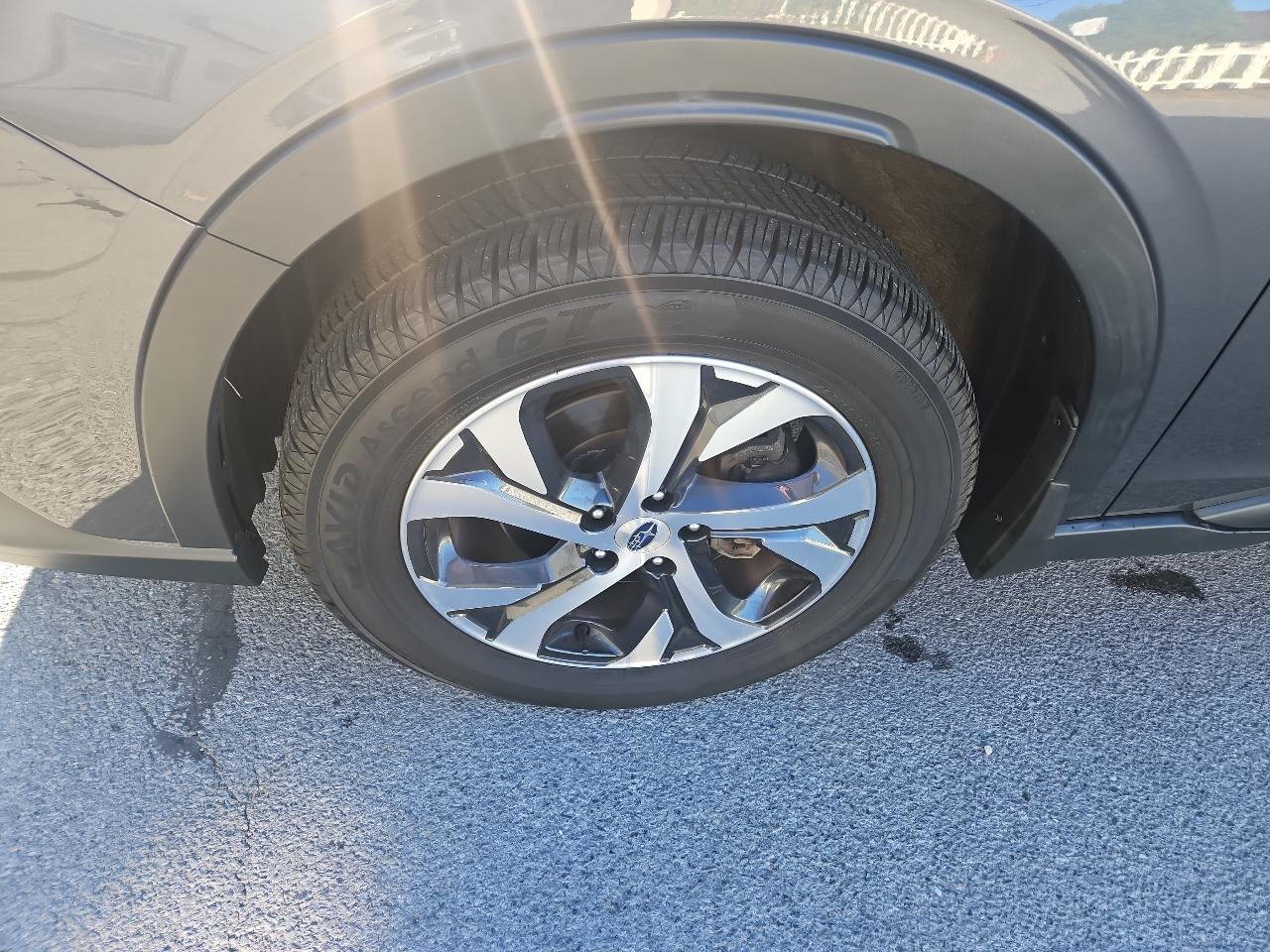 Subaru Outback Limited XT CVT 2021