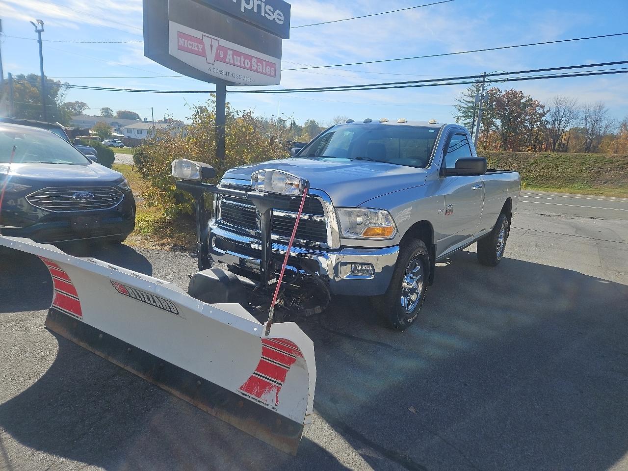 RAM 2500 4WD Reg Cab 140.5" SLT 2012