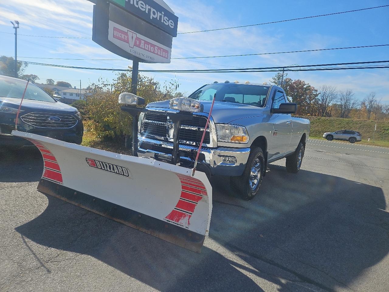 RAM 2500 4WD Reg Cab 140.5" SLT 2012