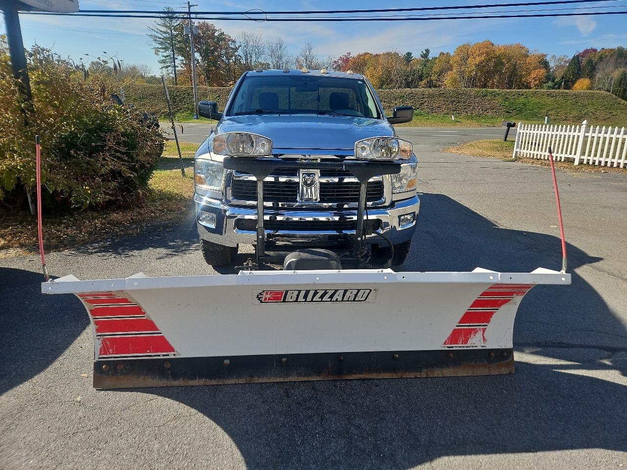 RAM 2500 4WD Reg Cab 140.5" SLT 2012