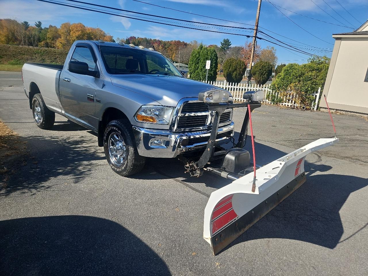 RAM 2500 4WD Reg Cab 140.5" SLT 2012