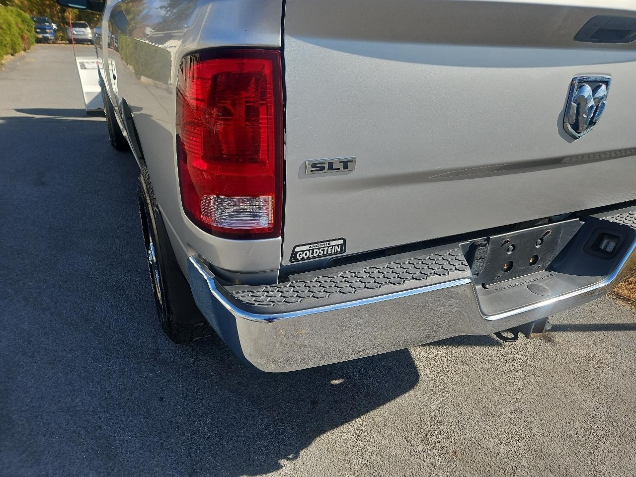 RAM 2500 4WD Reg Cab 140.5" SLT 2012