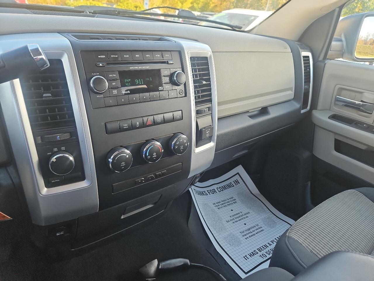 RAM 2500 4WD Reg Cab 140.5" SLT 2012