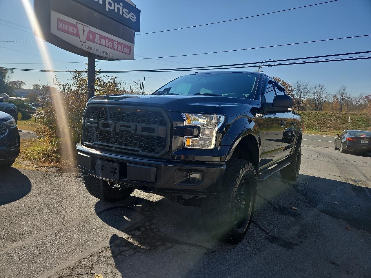 Ford F-150 4WD SuperCrew 145" XLT 2016