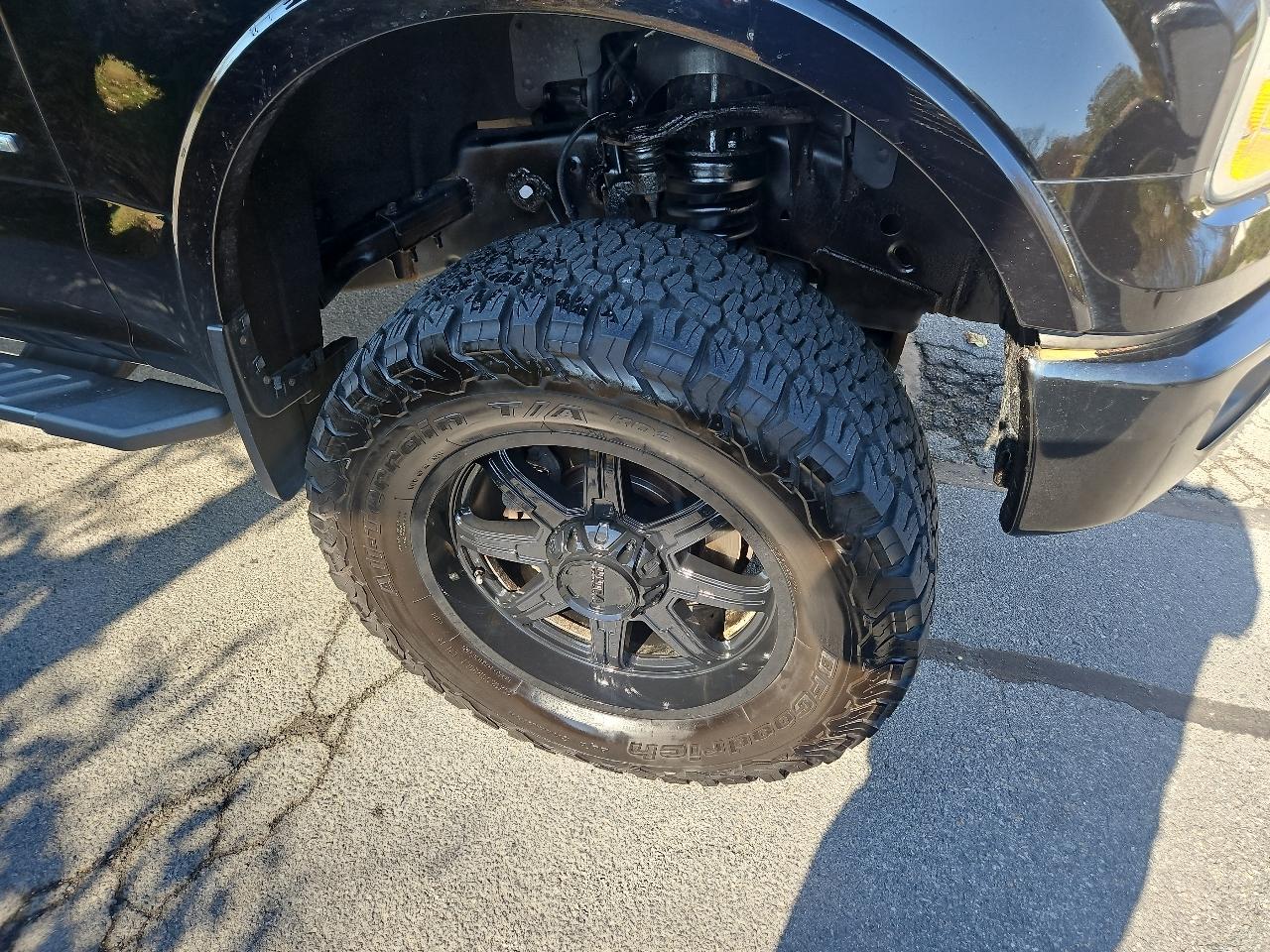 Ford F-150 4WD SuperCrew 145" XLT 2016