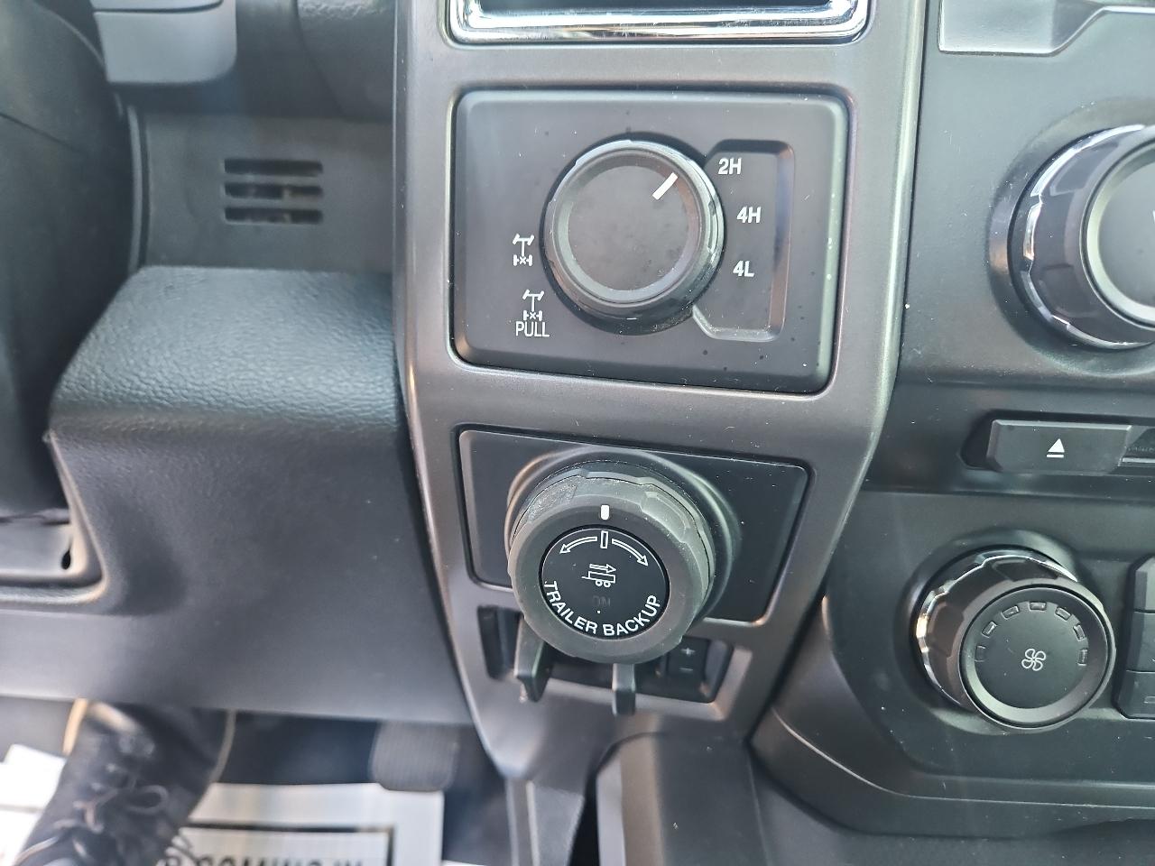Ford F-150 4WD SuperCrew 145" XLT 2016