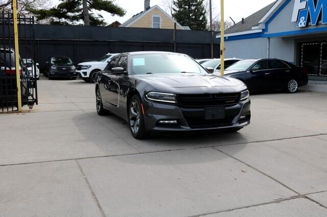 Dodge Charger 4dr Sdn SXT RWD 2016