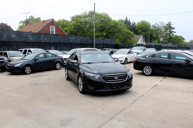 Ford Taurus 4dr Sdn Limited AWD 2014
