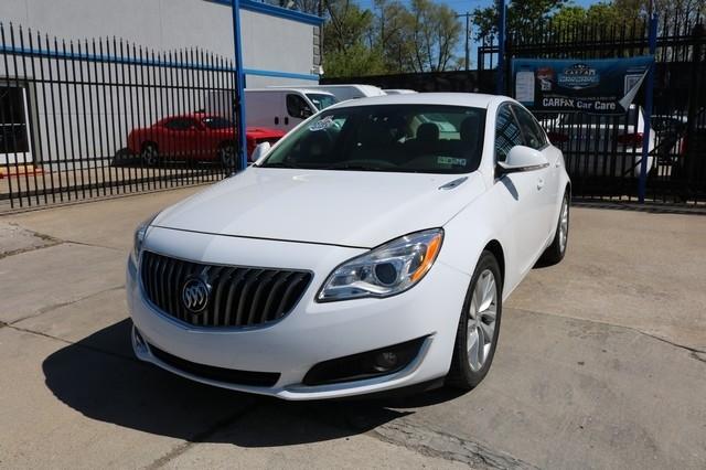 Buick Regal 4dr Sdn Turbo FWD 2015