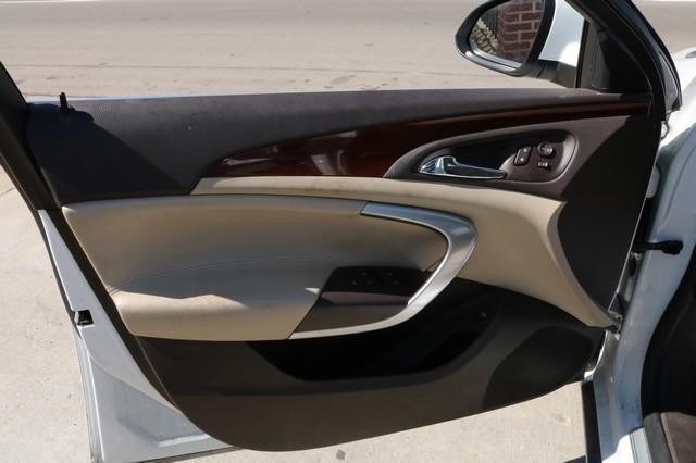 Buick Regal 4dr Sdn Turbo FWD 2015