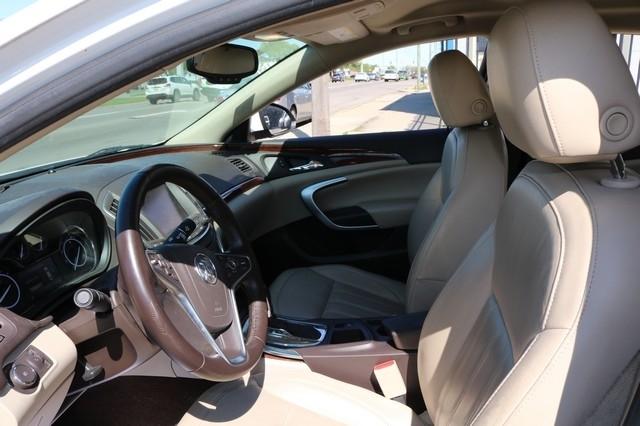 Buick Regal 4dr Sdn Turbo FWD 2015