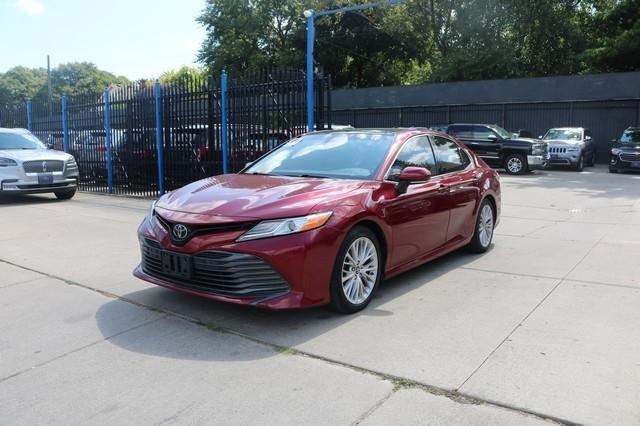 Toyota Camry LE Auto (Natl) 2018