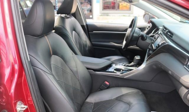 Toyota Camry LE Auto (Natl) 2018