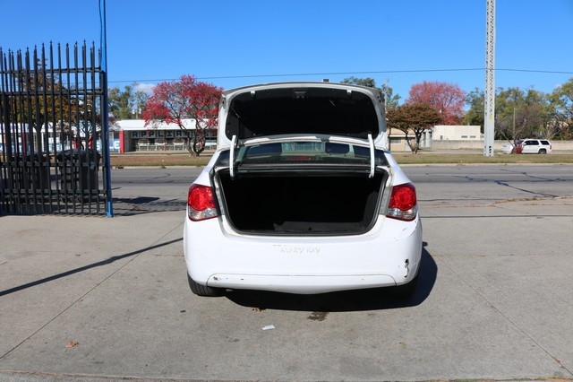 Chevrolet Cruze Limited 4dr Sdn Auto LT w/1LT 2016 Chevrolet Cruze Limited 4dr Sdn Auto LT w/1LT 2016