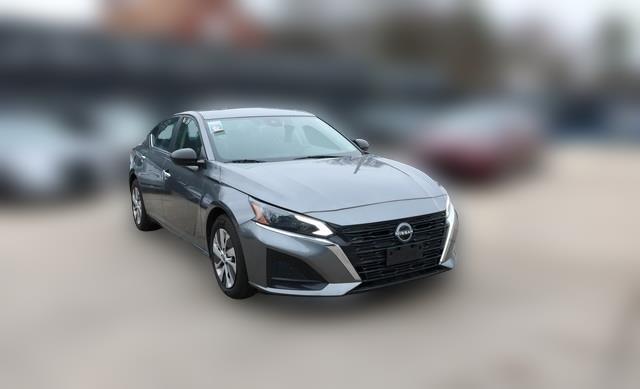 Nissan Altima 2.5 S Sedan 2024