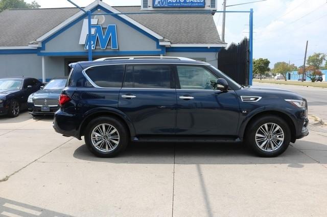 Infiniti QX80 LUXE AWD 2019