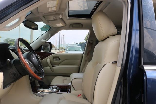 Infiniti QX80 LUXE AWD 2019